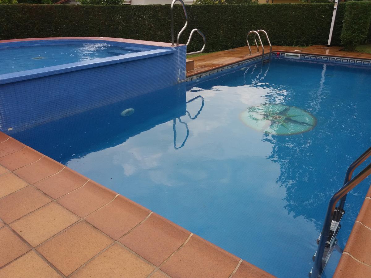 Apartamentos El Cazador San Vicente de Toranzo Exterior foto